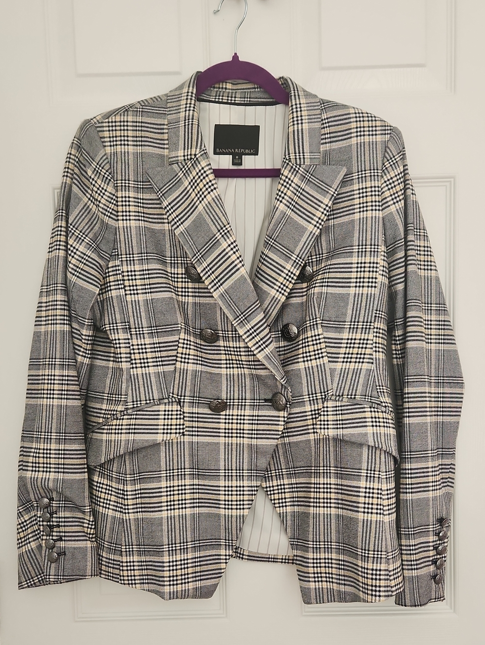Banana Republic Gray Plaid Double-Breasted Blazer with Notch Lapels